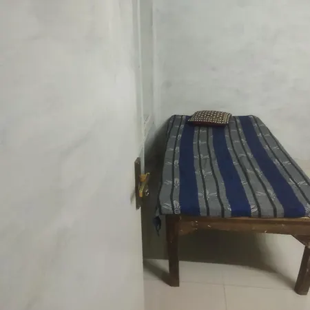 Arya Sadan Homestay Mathura Exterior photo